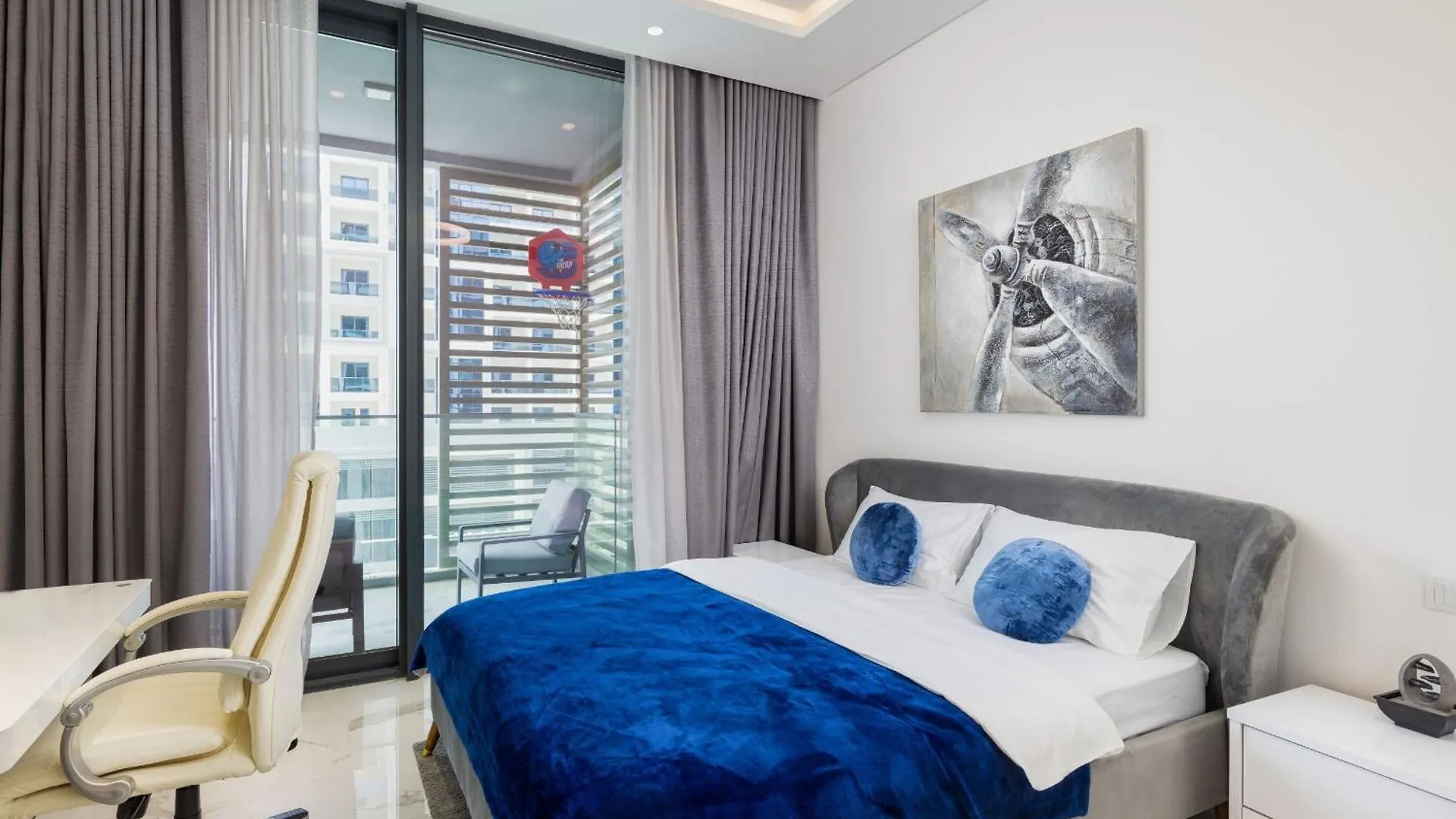 Apartment Vayk - Spacious 2Bd Near Park And Mall Dubai